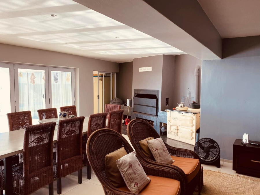 5 Bedroom Property for Sale in Jeffreys Bay Central Eastern Cape